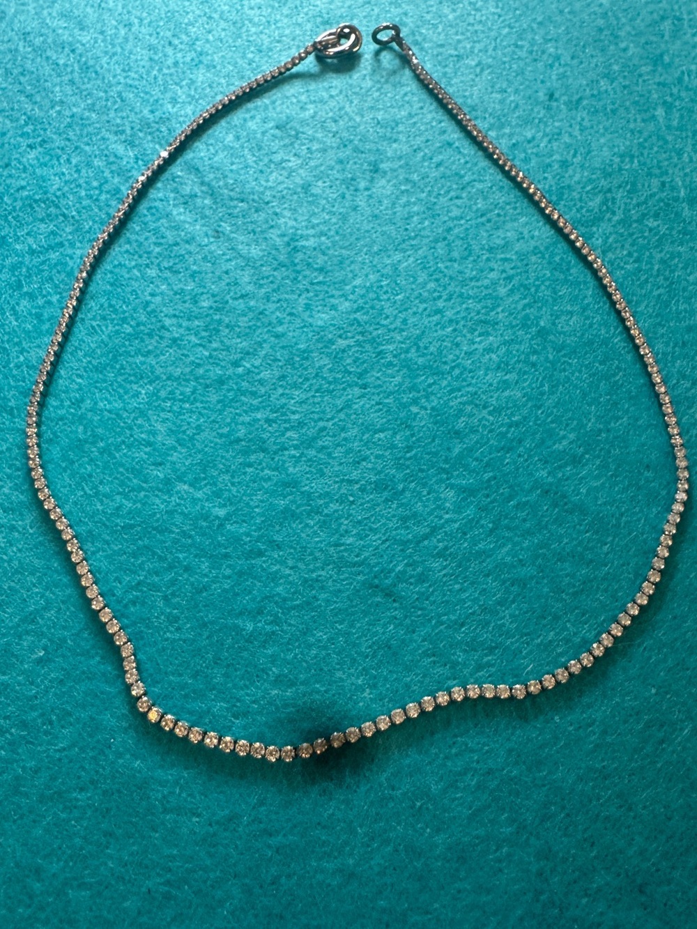 Delicate Silver-Tone Rhinestone Tennis Necklace - Sparkling Silver 0211